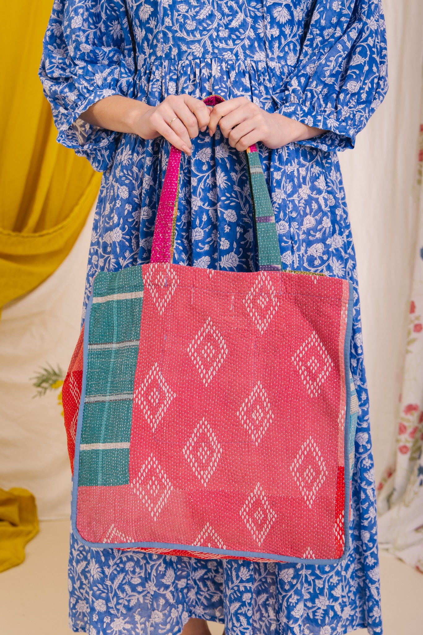 Aashi Kantha Bag 010
