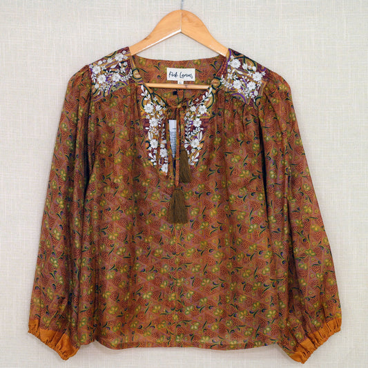 Lolita Embroidered Silk Blouse L - 0422