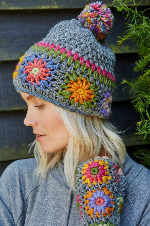 Woodstock Bobble Beanie Bright