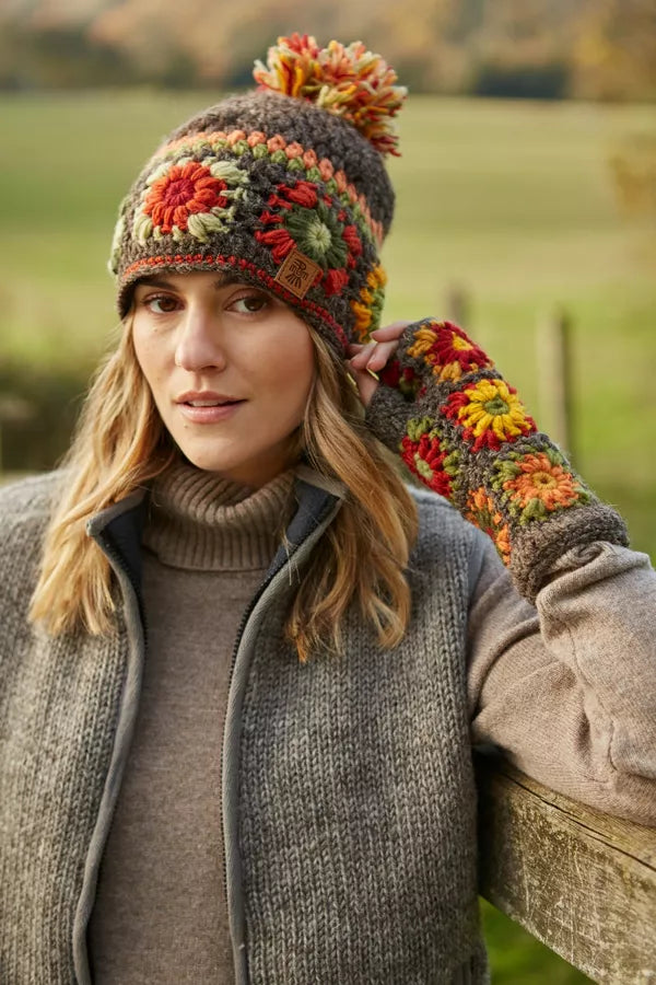 Woodstock Bobble Beanie - Earth