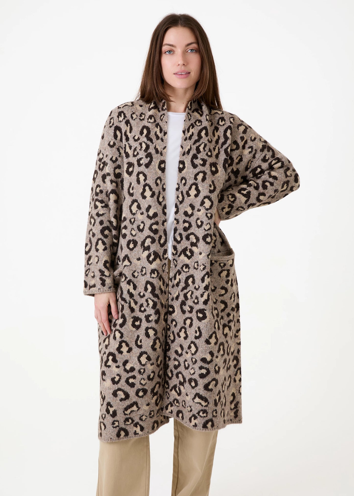Soft Tweed Roll Collar Coatigan - Leopard Jacquard