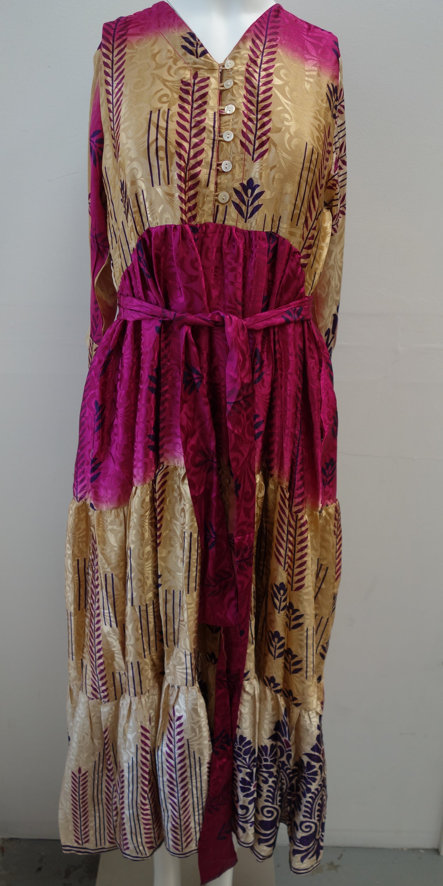 Prairie V-neck Silk Dress XS - 0004