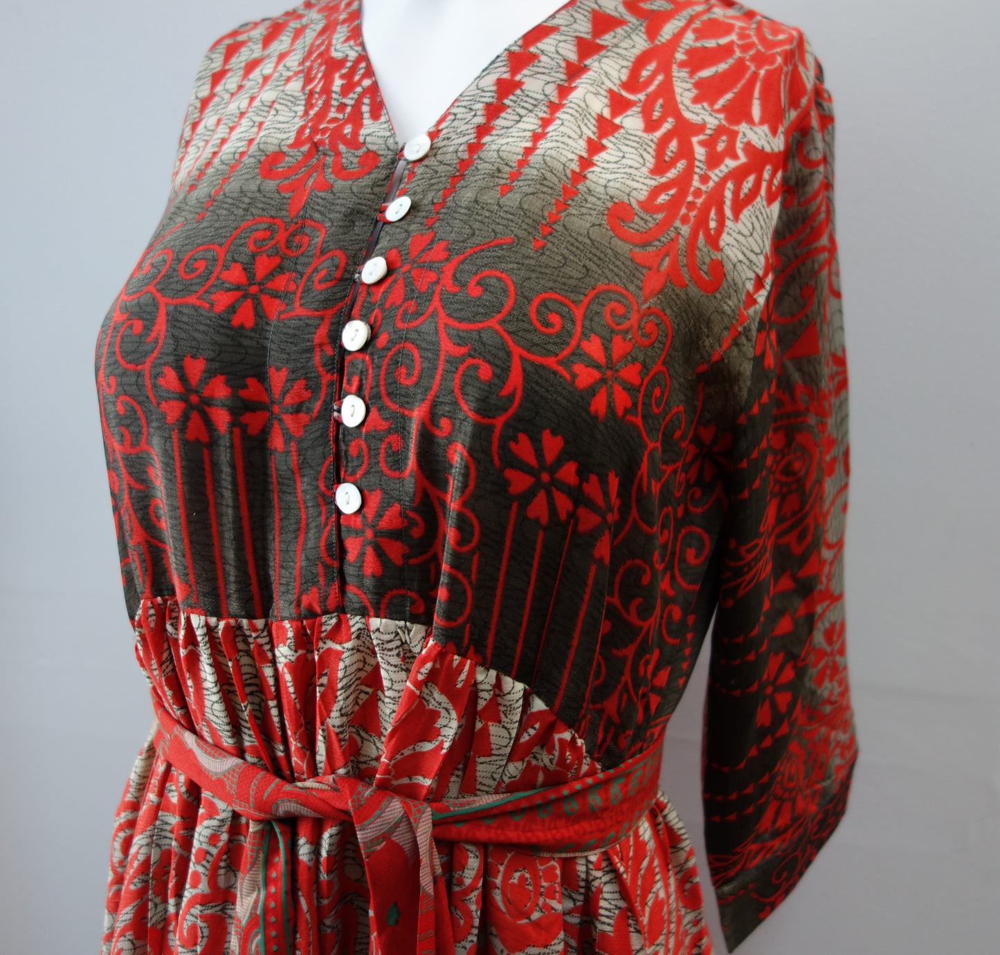 Prairie V-neck Silk Dress S - 010