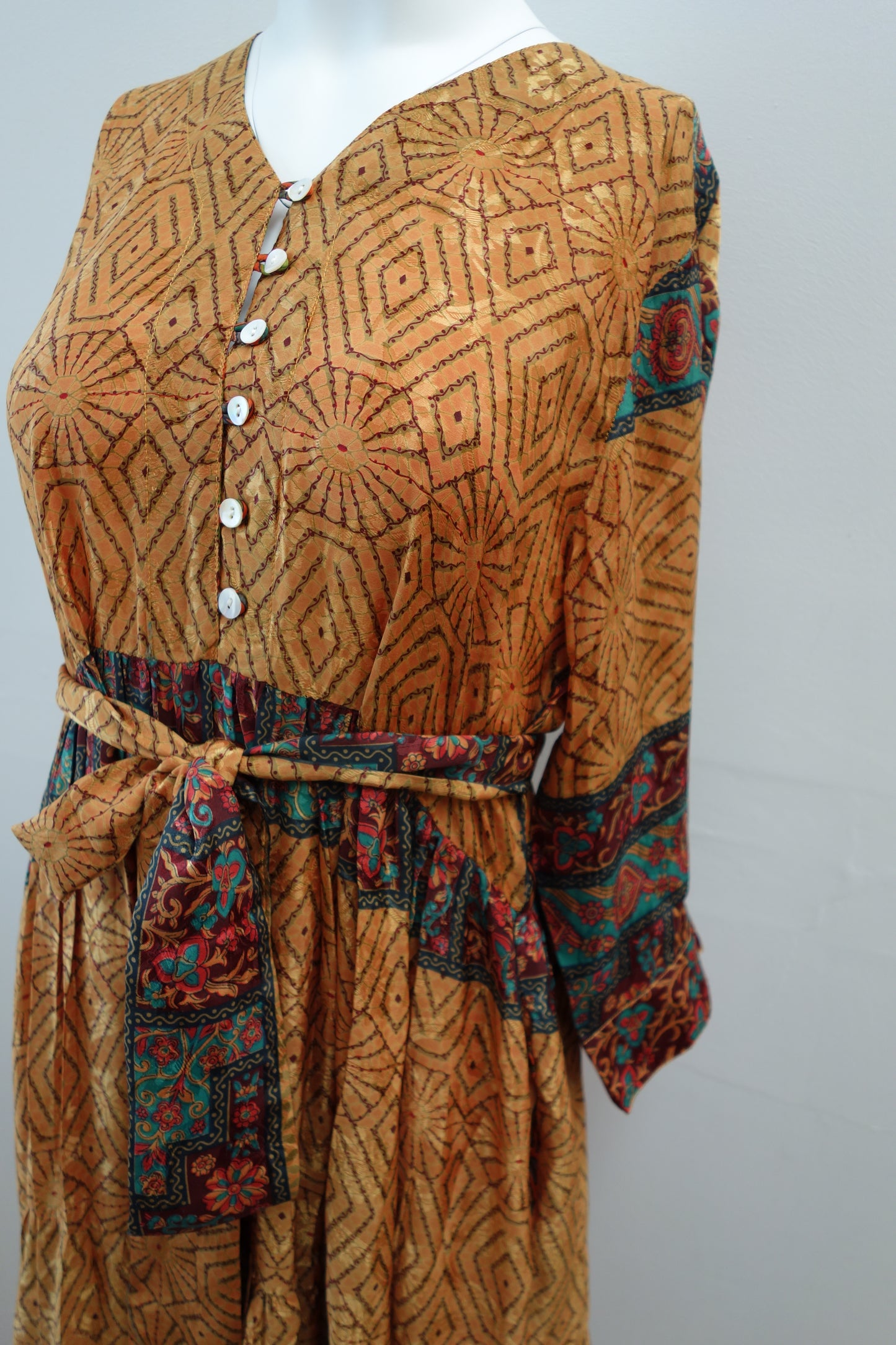 Prairie V-neck Silk Dress XL - 023