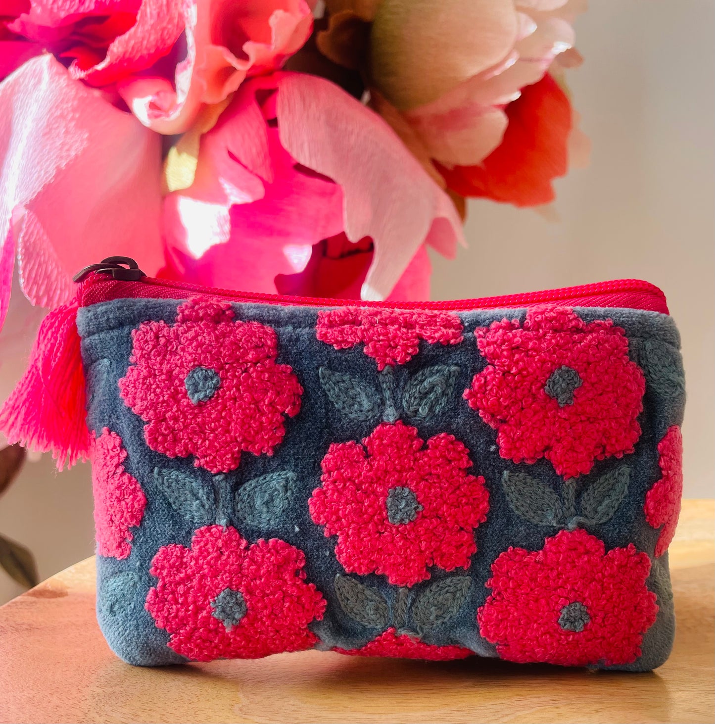 Rambling Flower Pouch - Grey/Pink