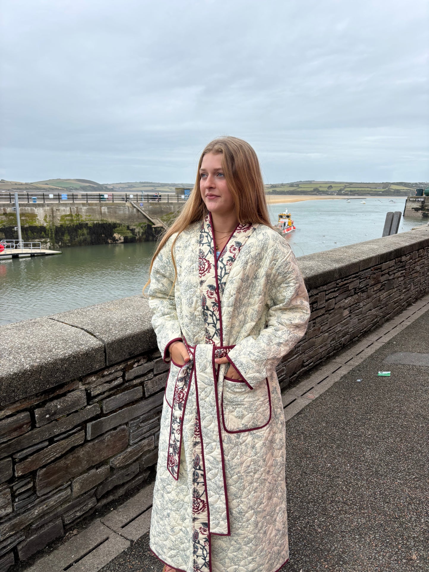 Sample Reversible Quilted Dressing Gown - Floral