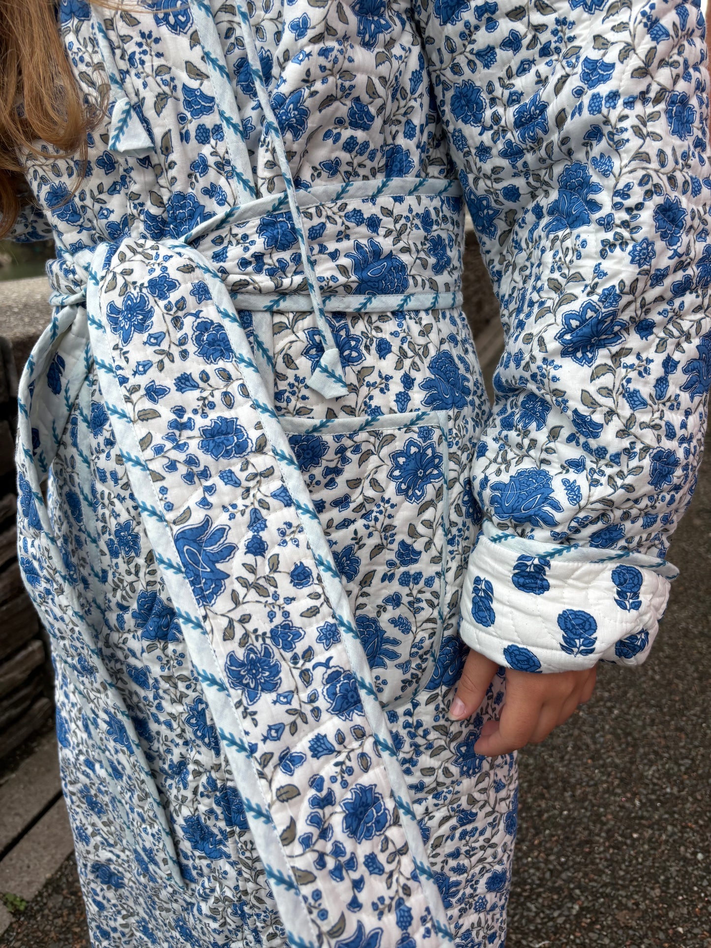 Sample Reversible Quilted Hooded Dressing Gown - Blue Floral