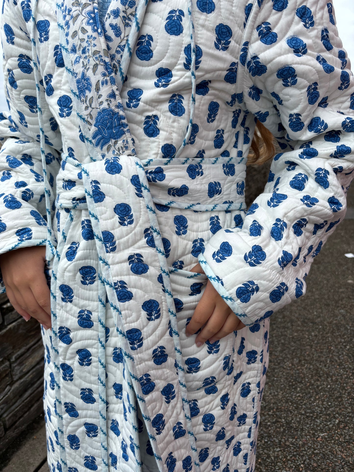 Sample Reversible Quilted Hooded Dressing Gown - Blue Floral