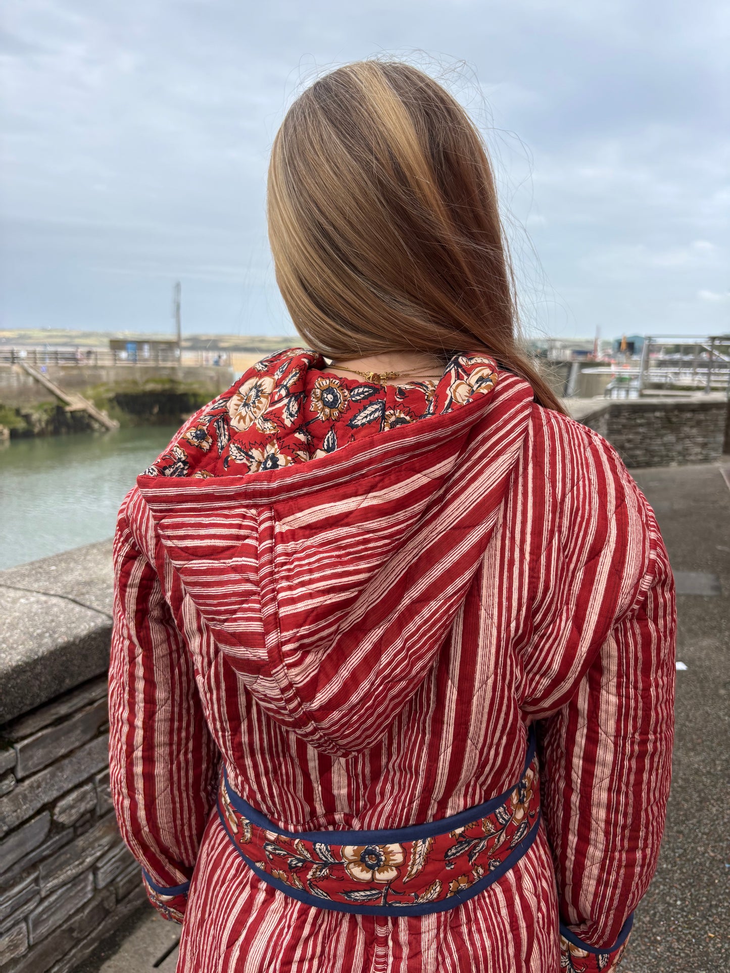 Sample Reversible Quilted Hooded Dressing Gown - Catarina