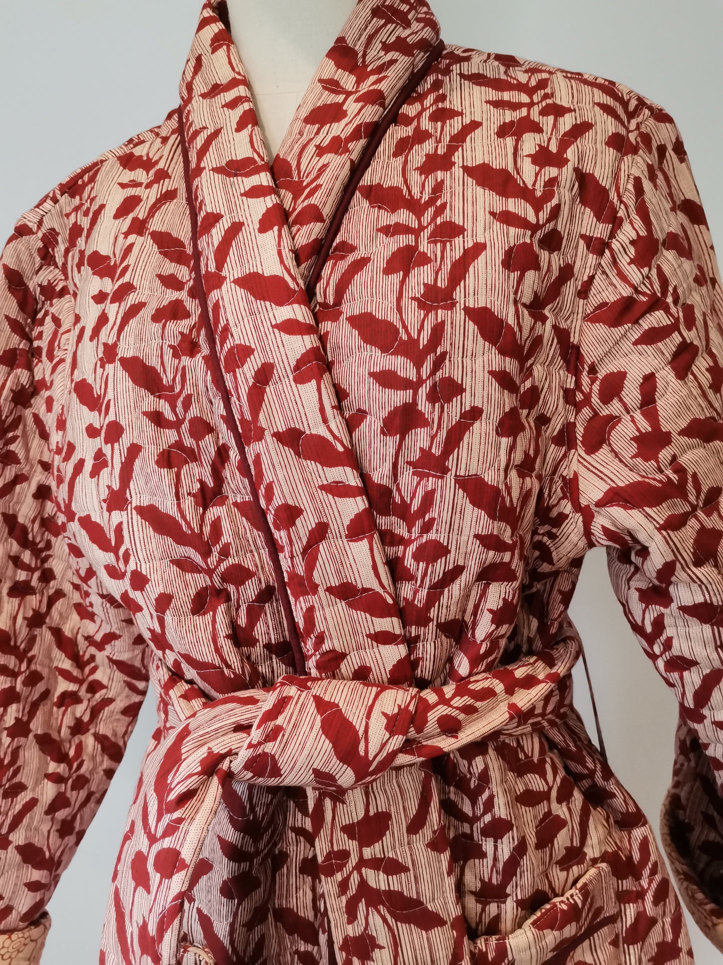 Reversible Quilted Dressing Gown Sample - Leaf