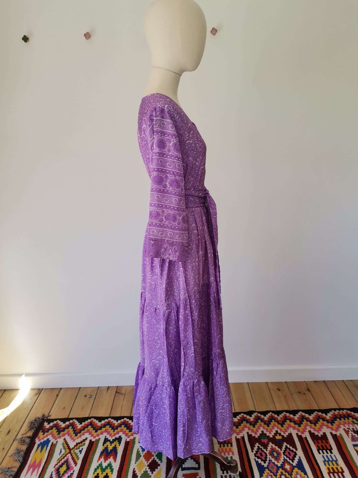 Prairie V-neck Silk Dress XL - 038