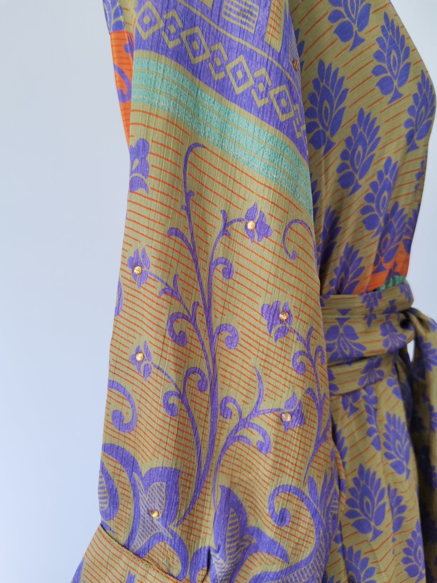 Prairie V-neck Silk Dress L - 035