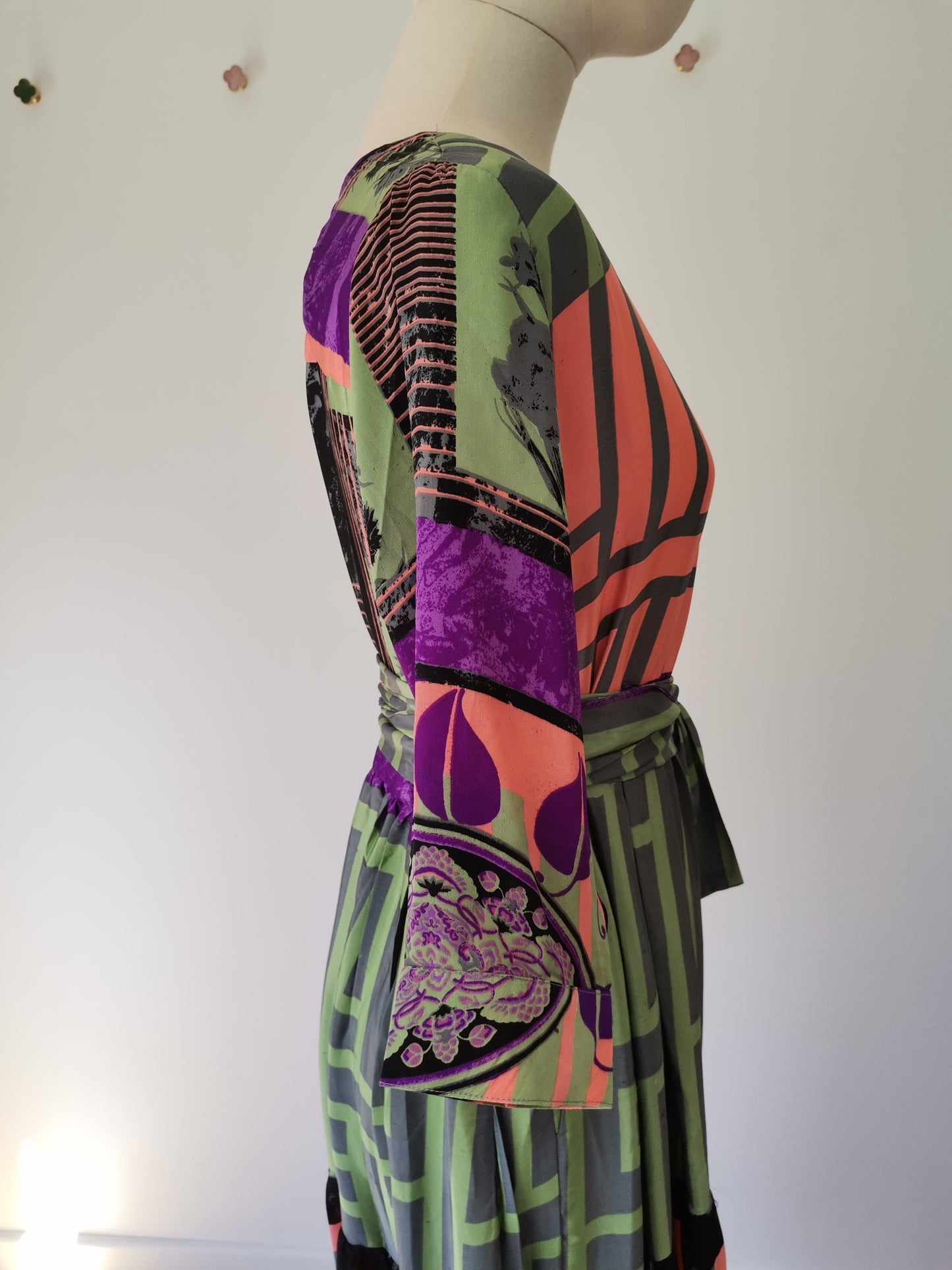 Prairie V-neck Silk Dress XS - 034