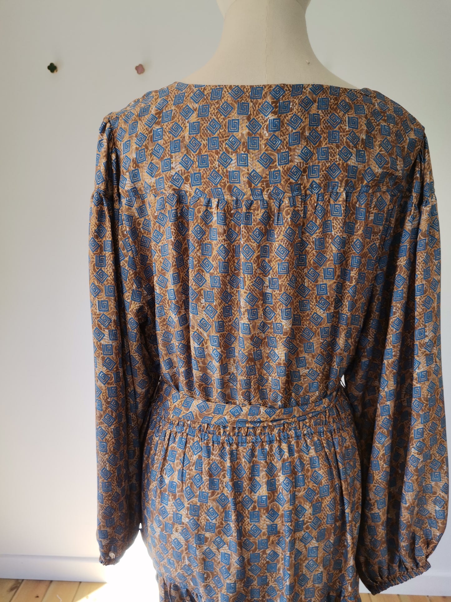 Lola Silk Dress L - 008