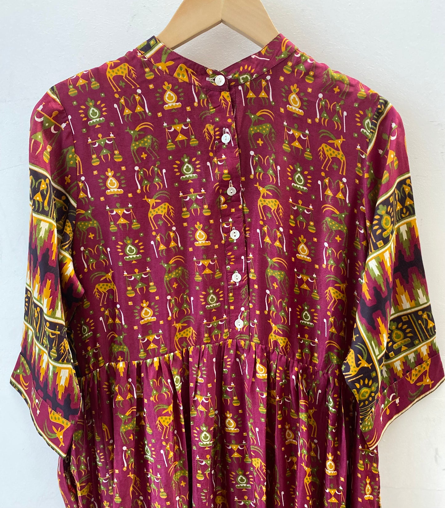 Prairie Round Neck Silk Dress L - 002
