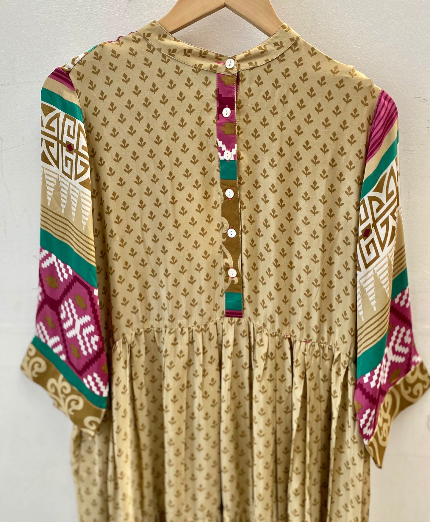 Prairie Round Neck Silk Dress XL - 002