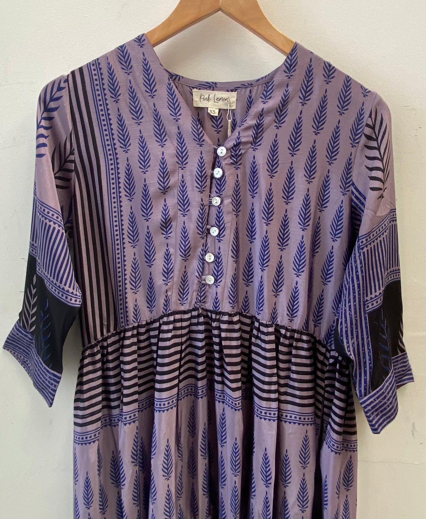 Prairie V-neck Silk Dress XS - 007