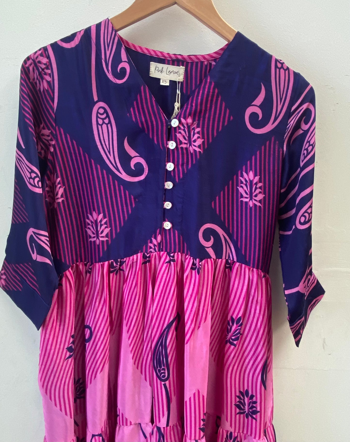 Prairie V-neck Silk Dress XS - 008