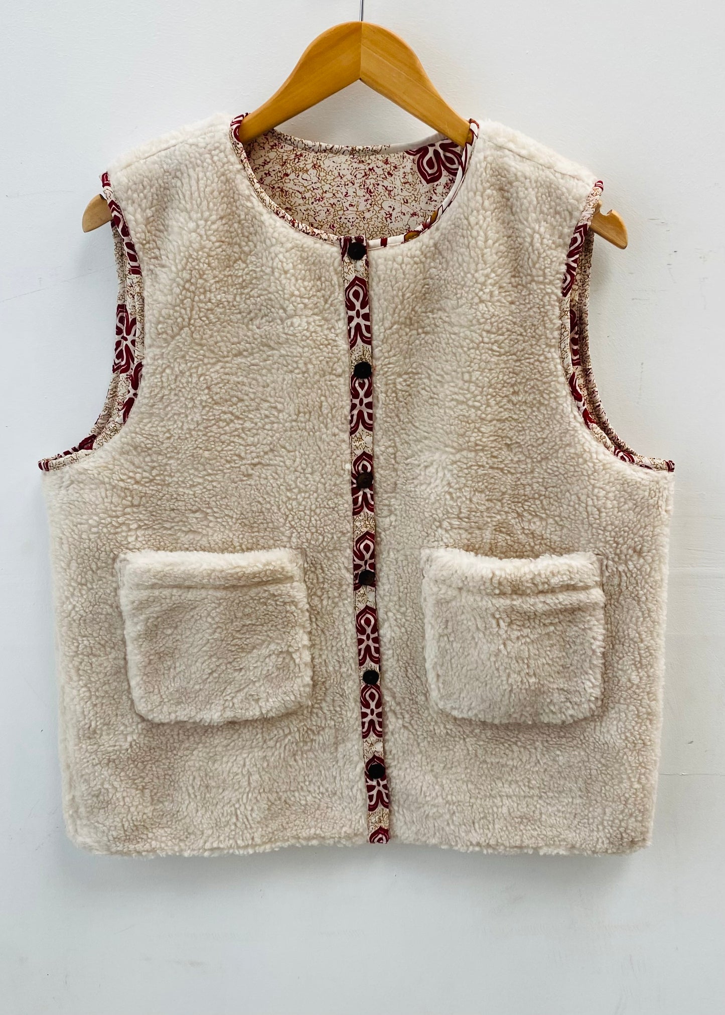 Grace Gilet - Silk 019