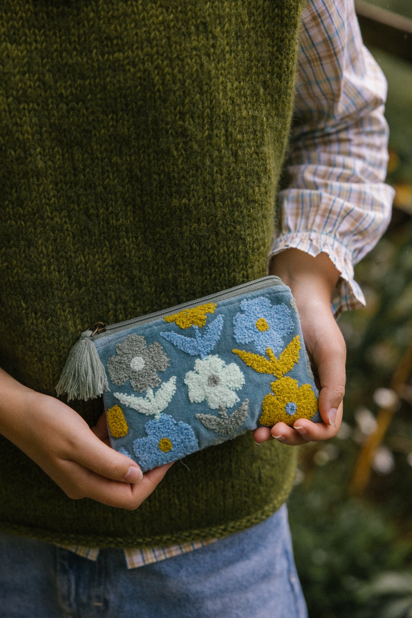 Rambling Flower Pouch - Blue & Cowslip