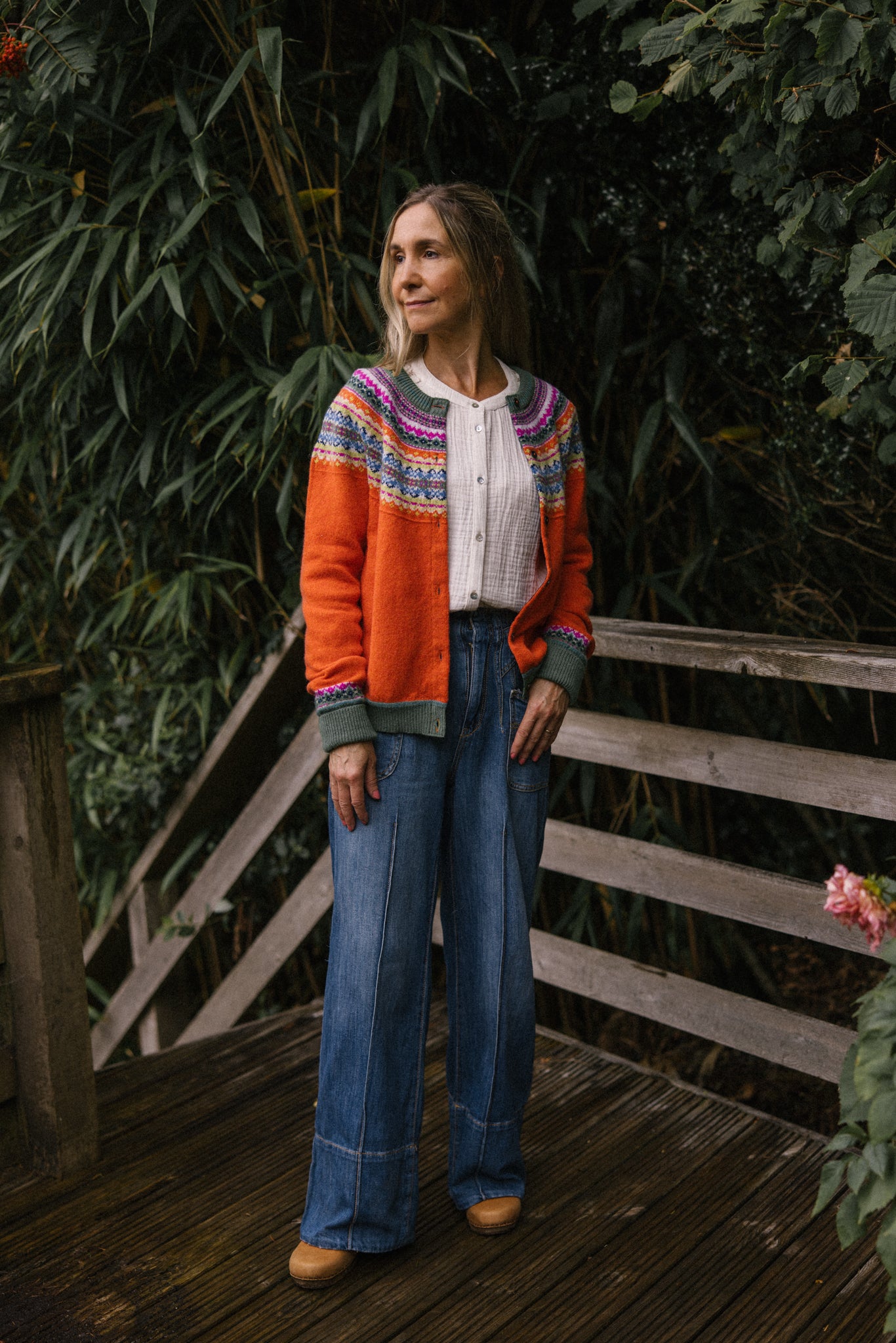 Alpine Short Cardigan in Bellarose