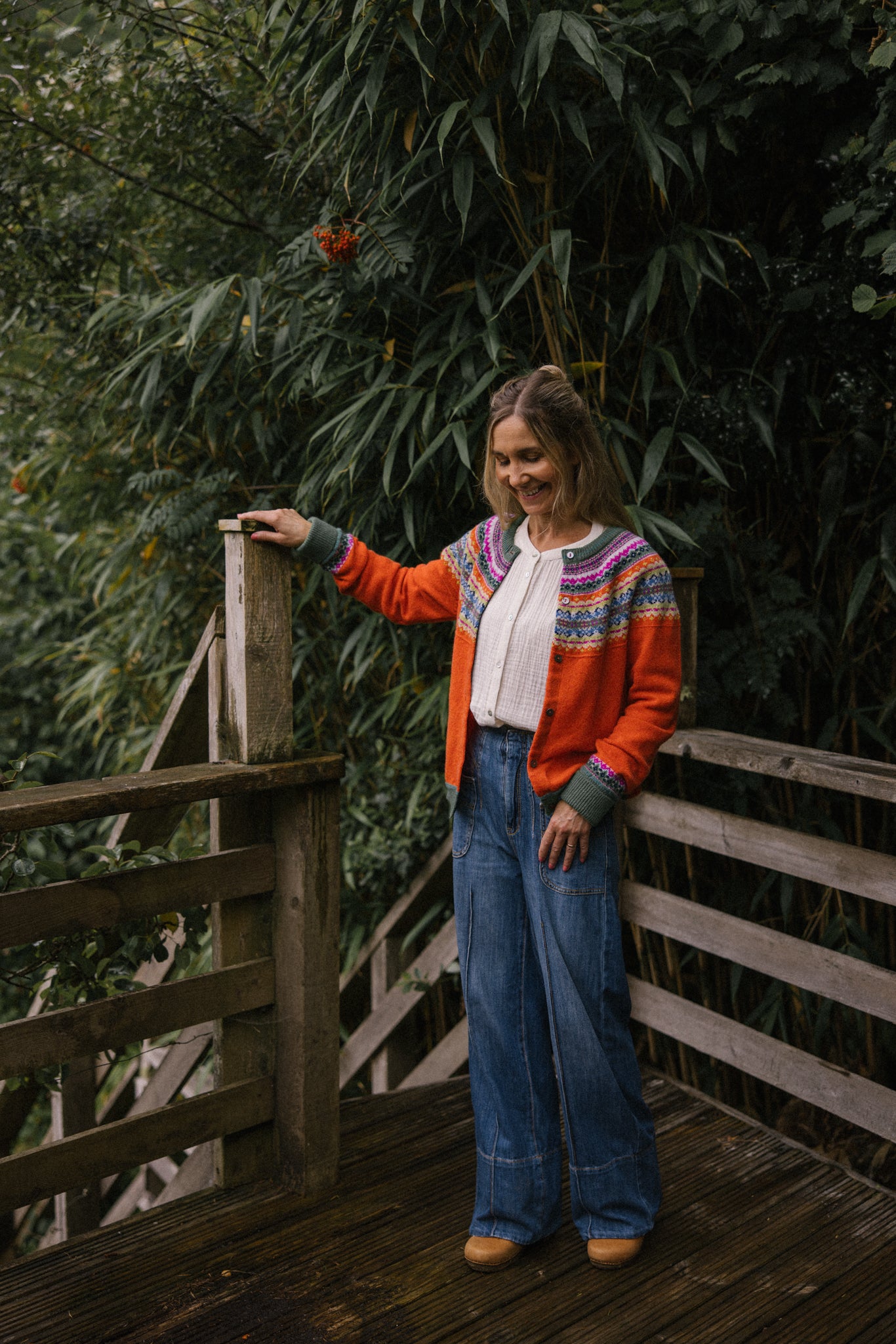Alpine Short Cardigan in Bellarose