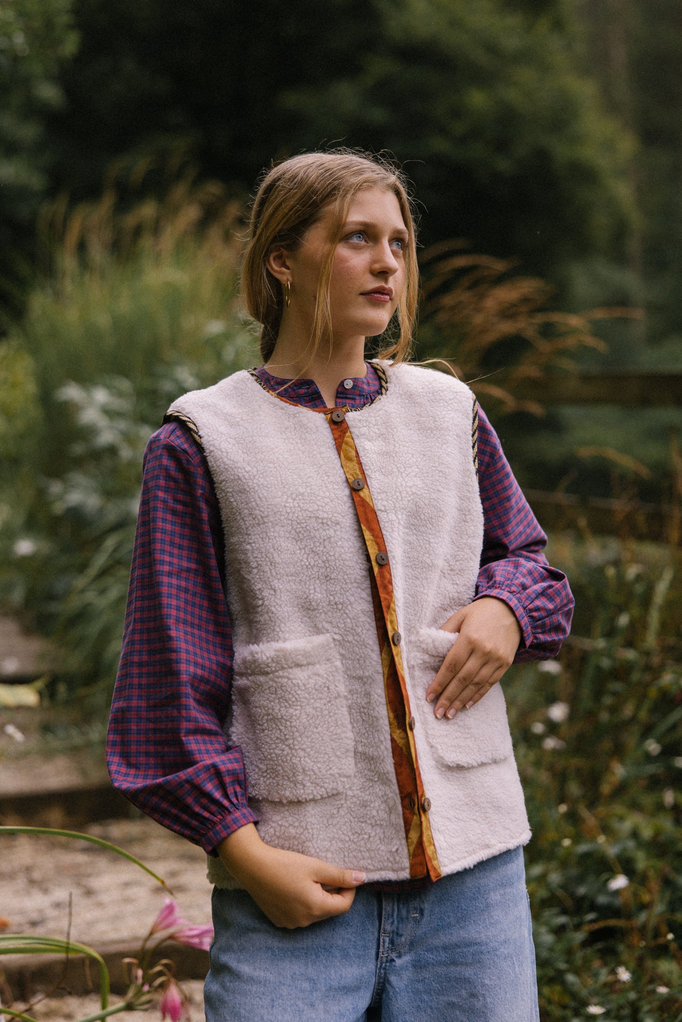 Grace Gilet - Silk 005