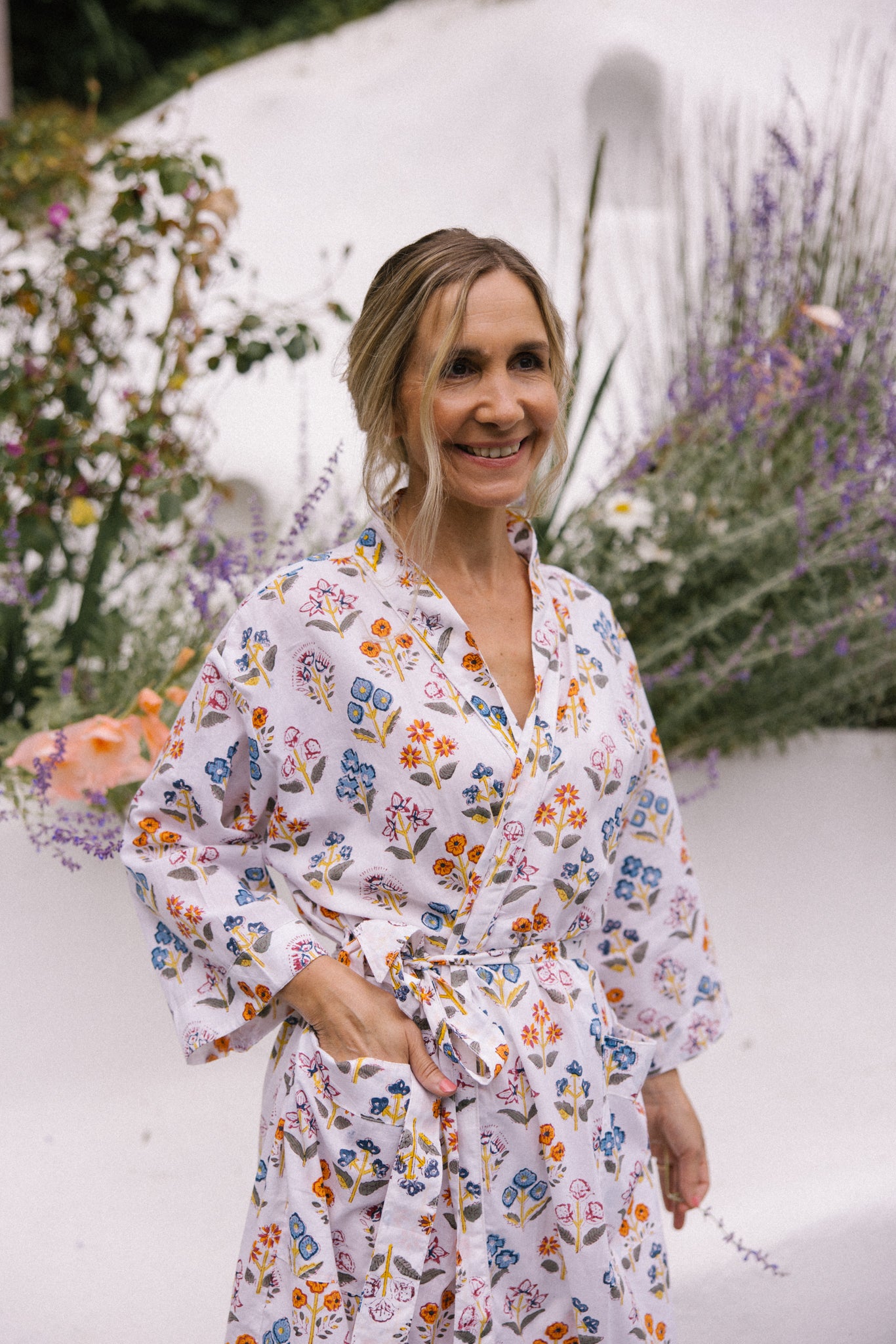 Dressing Gown/Robe - White Flower