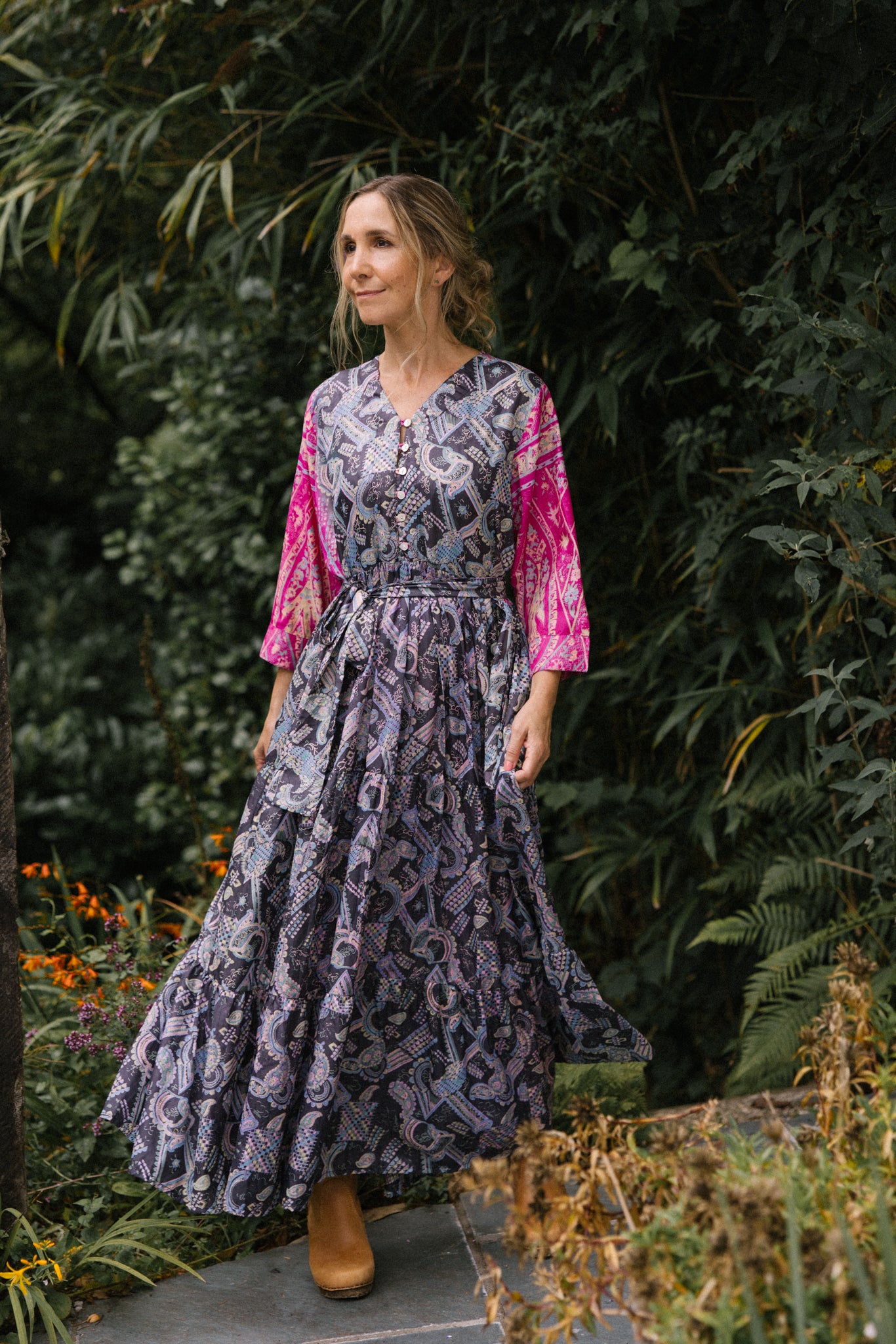 Prairie V-neck Silk Dress M - 005