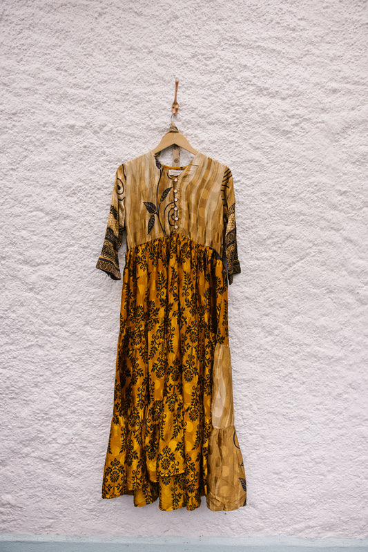 Prairie V-neck Silk Dress S - 032