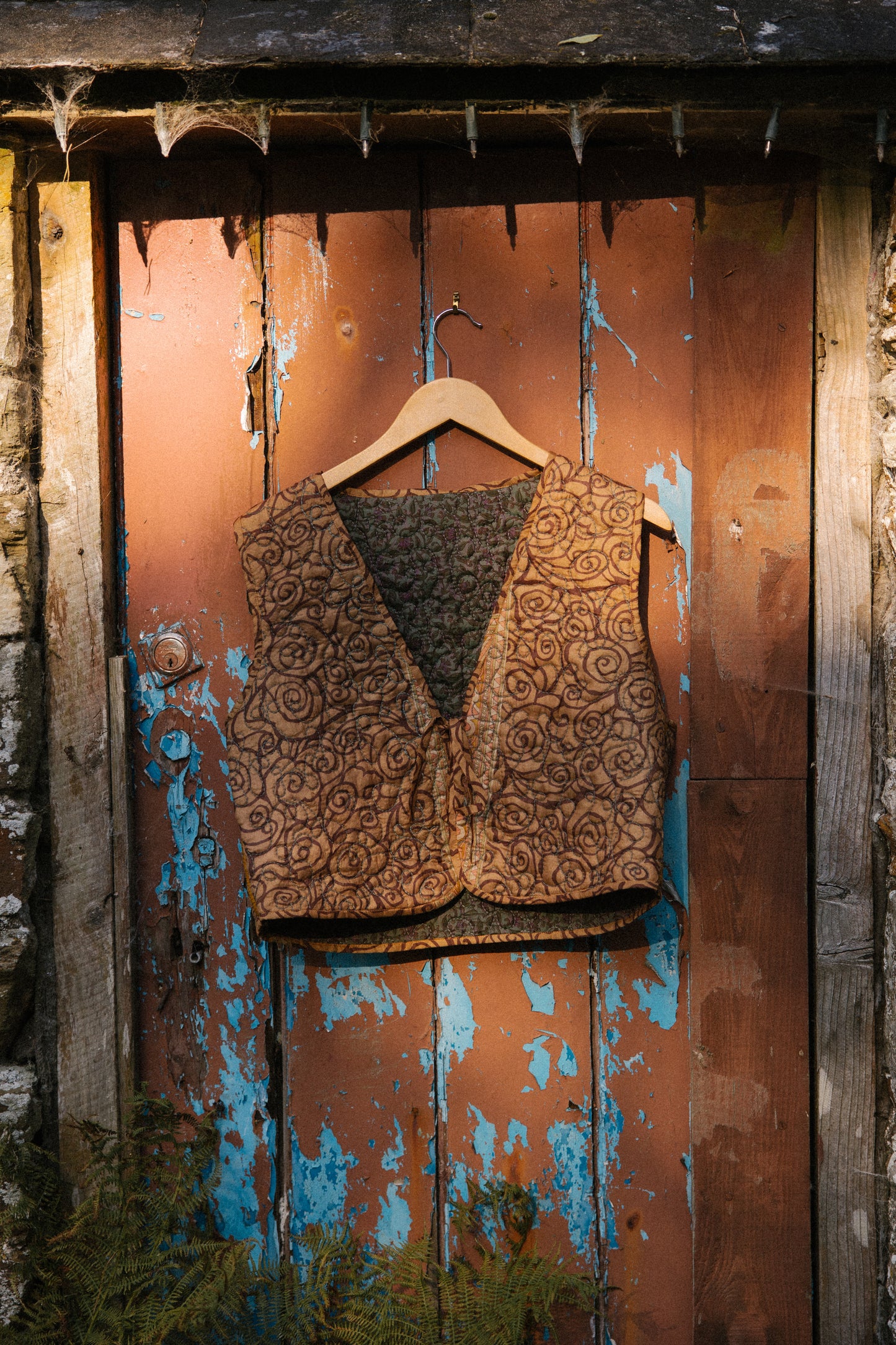 Melissa Silk Reversible Waistcoat XL - 055