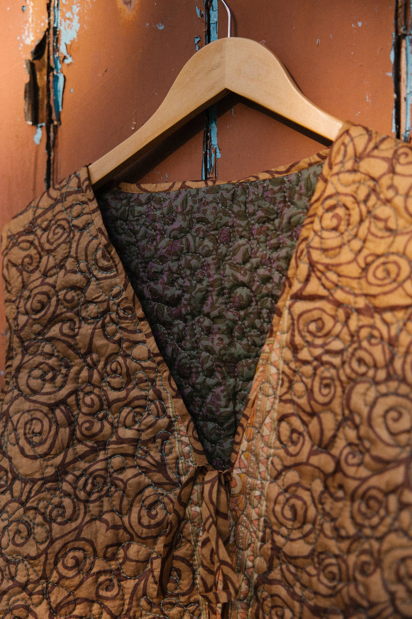 Melissa Silk Reversible Waistcoat XL - 055