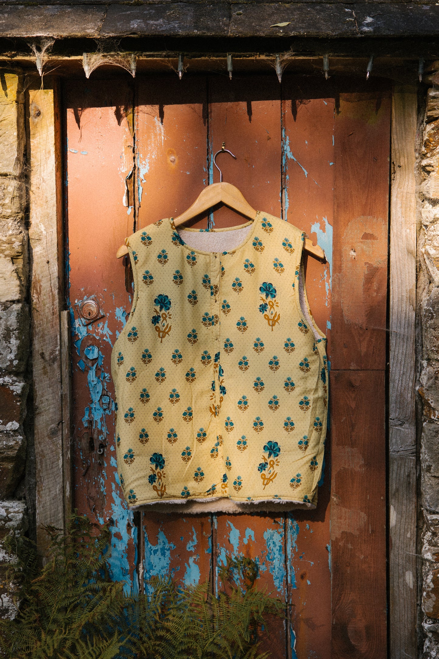 Grace Gilet - Silk 016