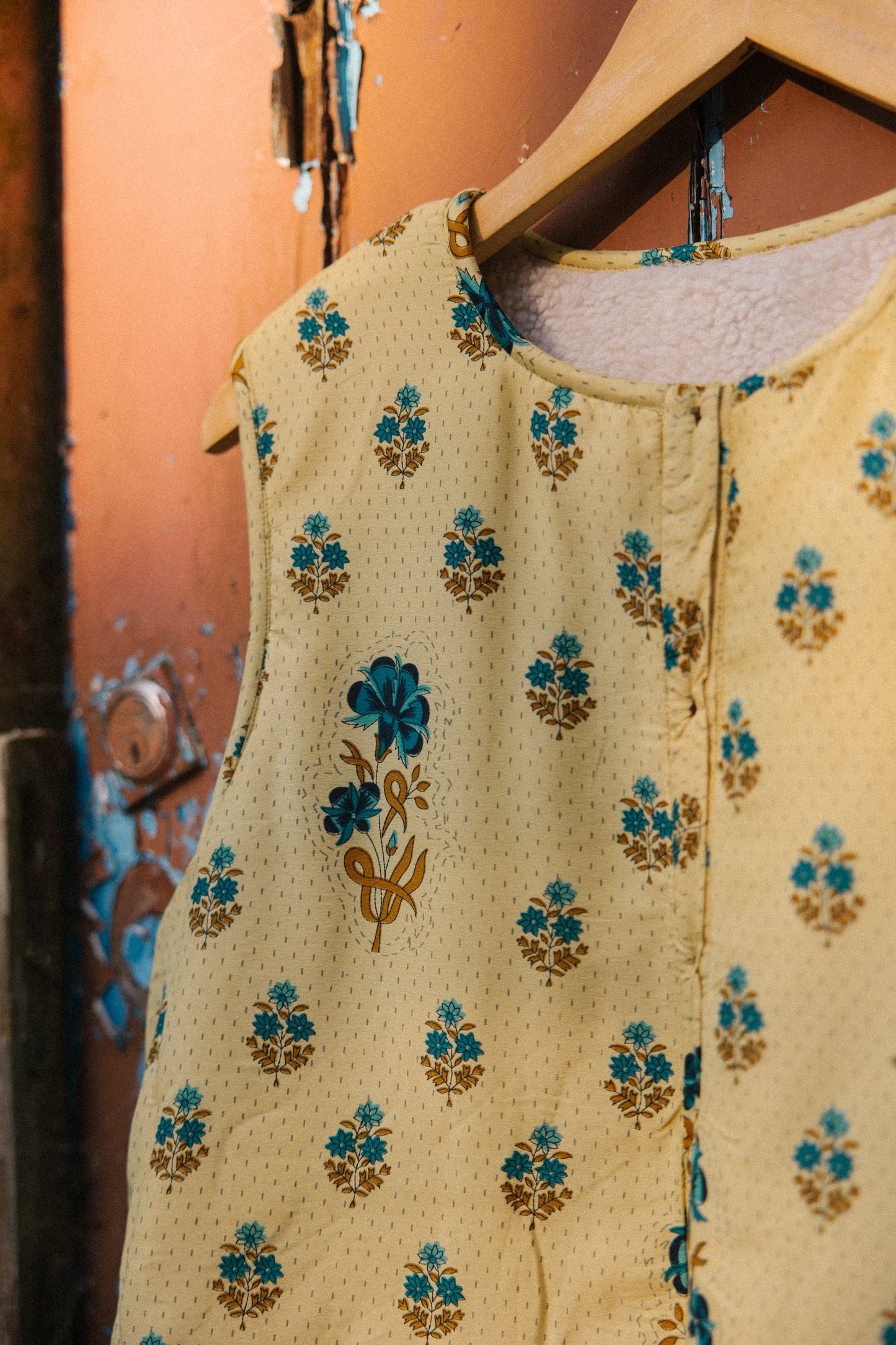 Grace Gilet - Silk 016