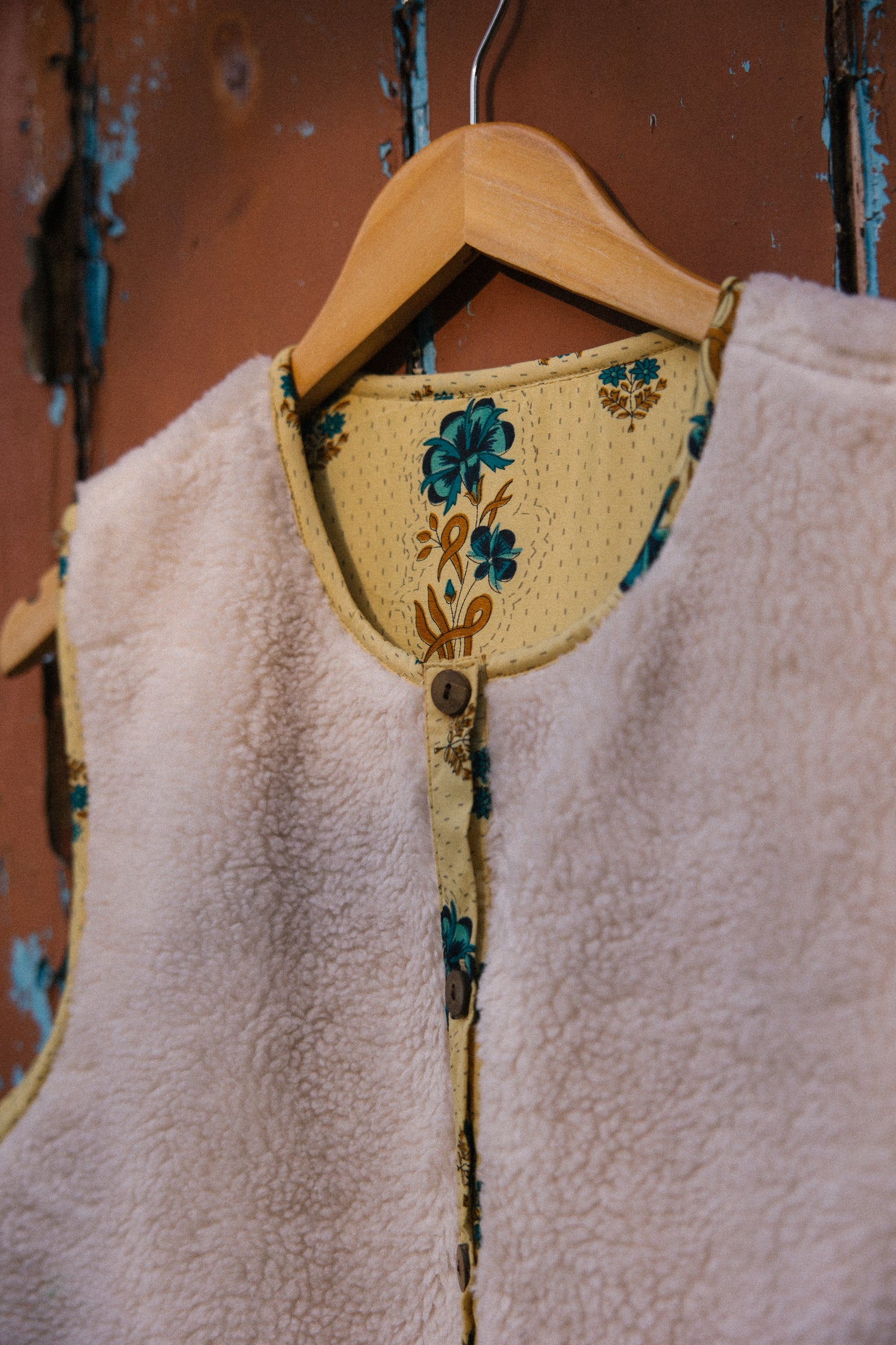 Grace Gilet - Silk 016