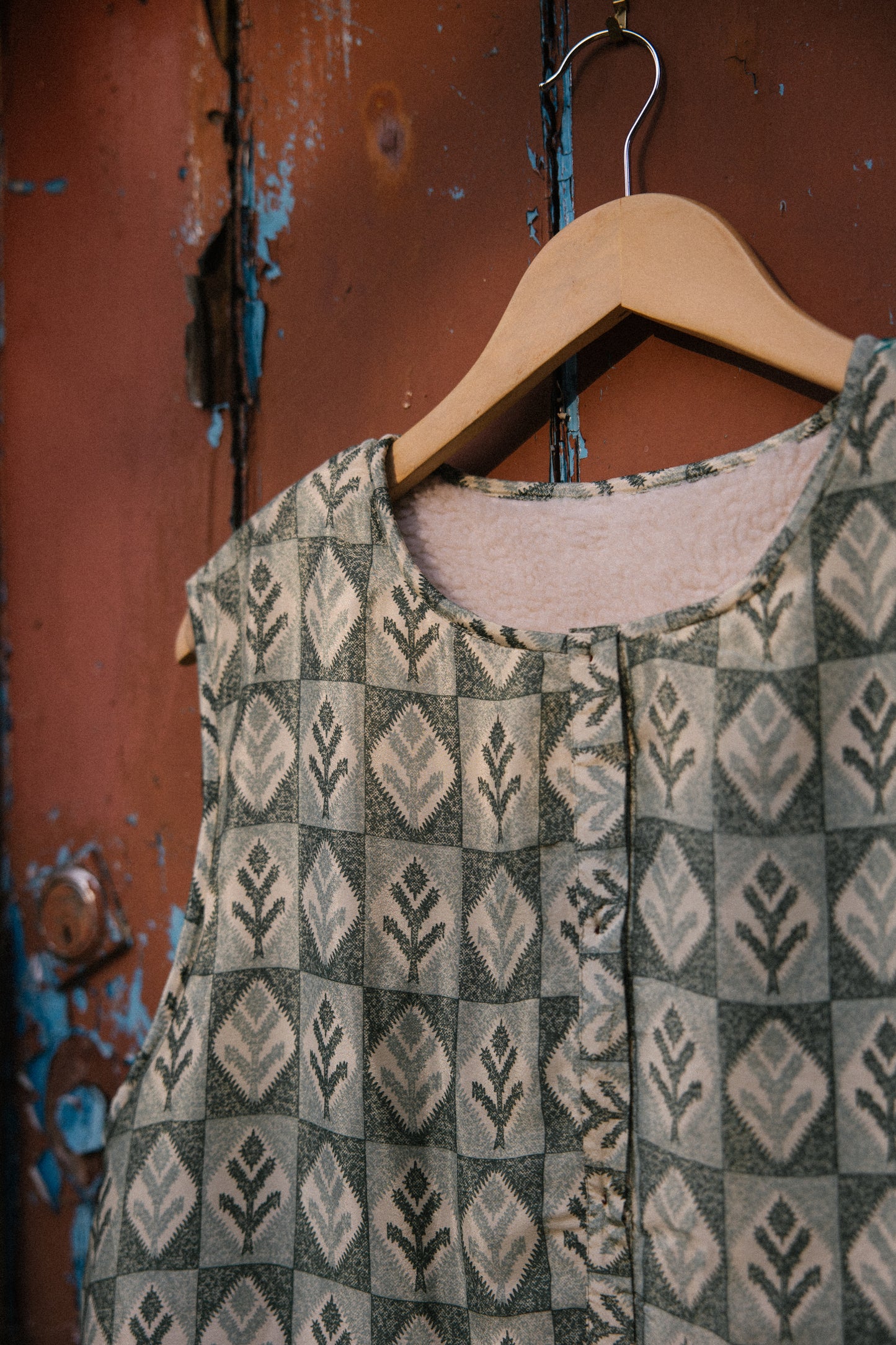Grace Gilet - Silk 021