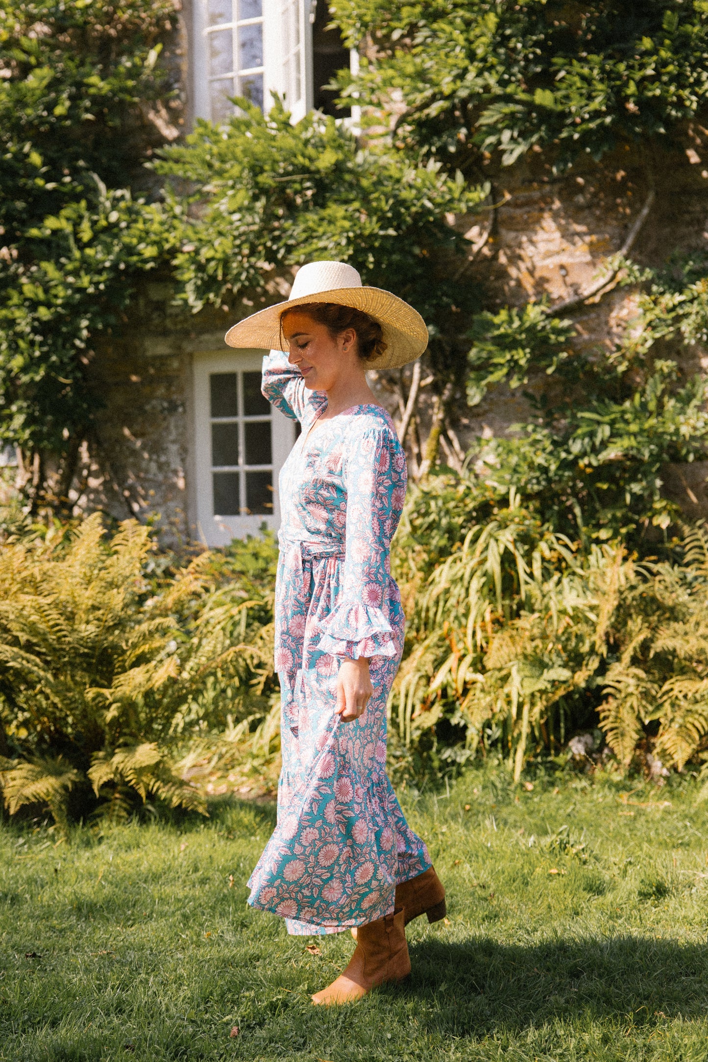 Raffia Sombrero Wide Brim Hat in Natural