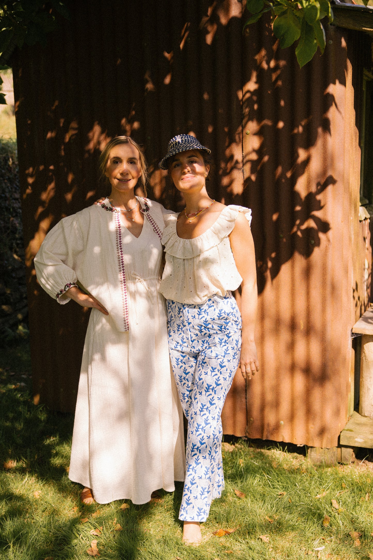 Raffia Sun Visor in Navy
