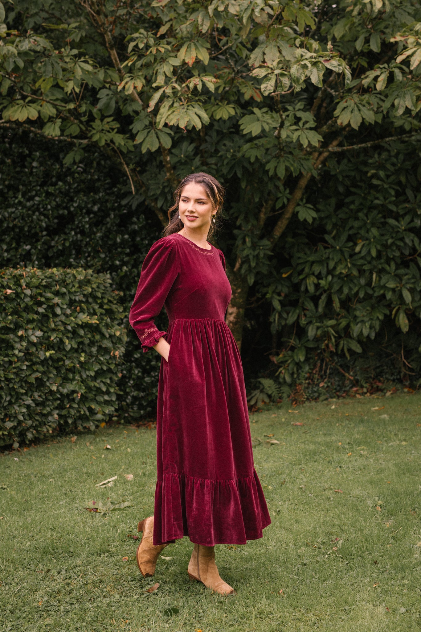 Aurora Velvet Dress in Burgundy
