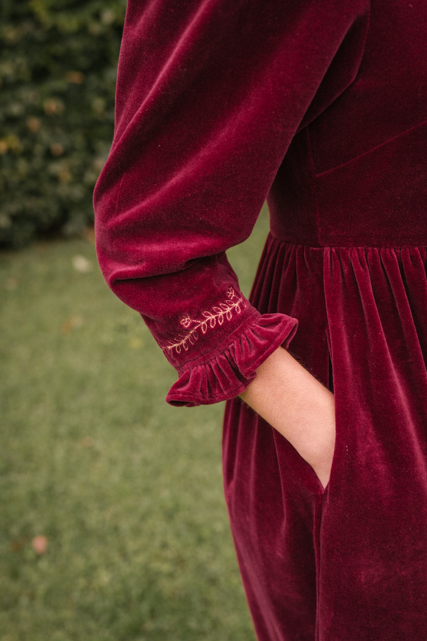 Aurora Velvet Dress in Burgundy - Seconds