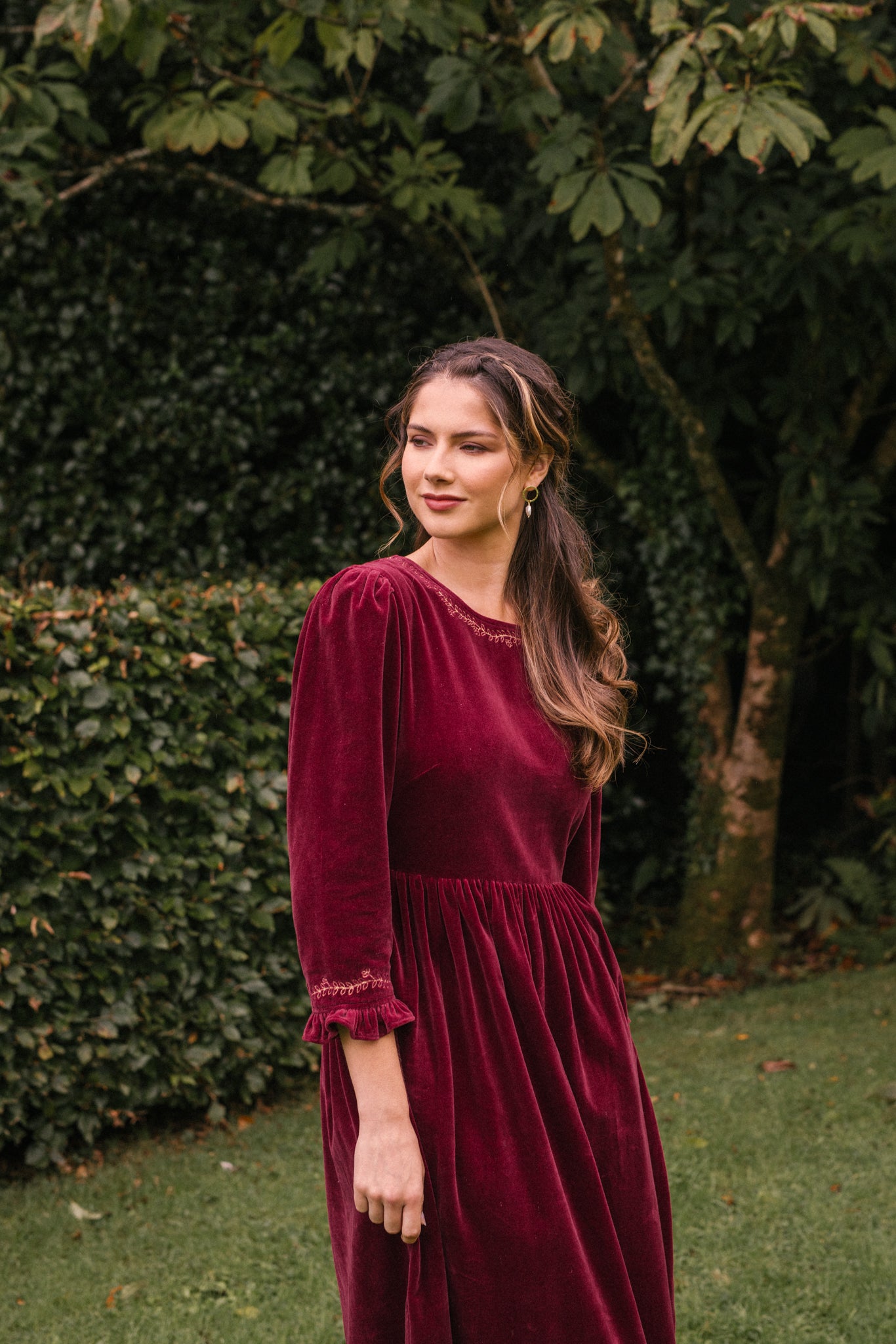 Aurora Velvet Dress in Burgundy - Seconds