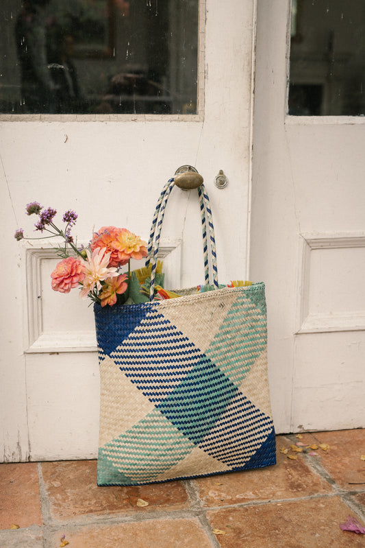 Raffia Square Shopper in Aqua/Navy