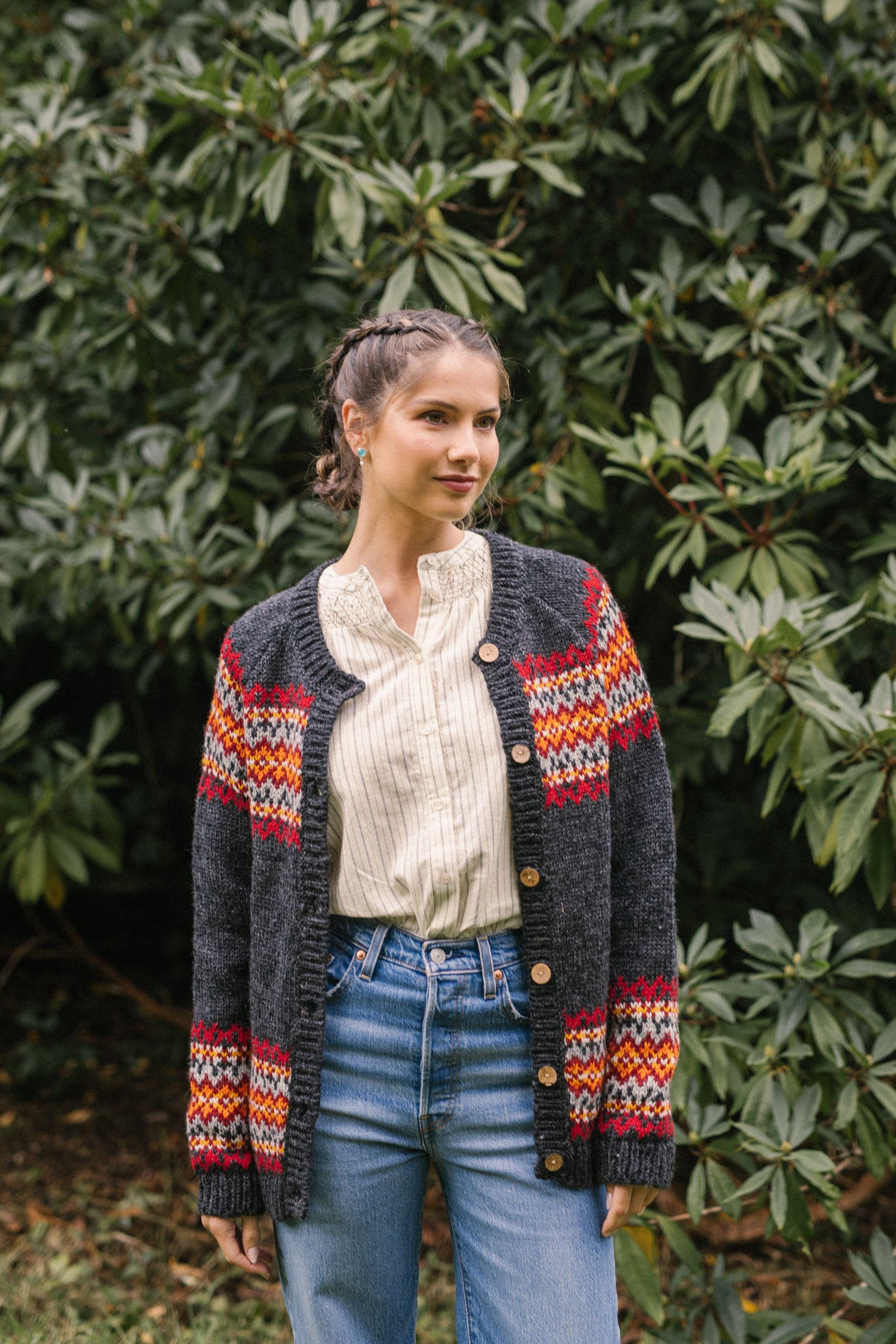 Shetland Cardigan in Charcoal
