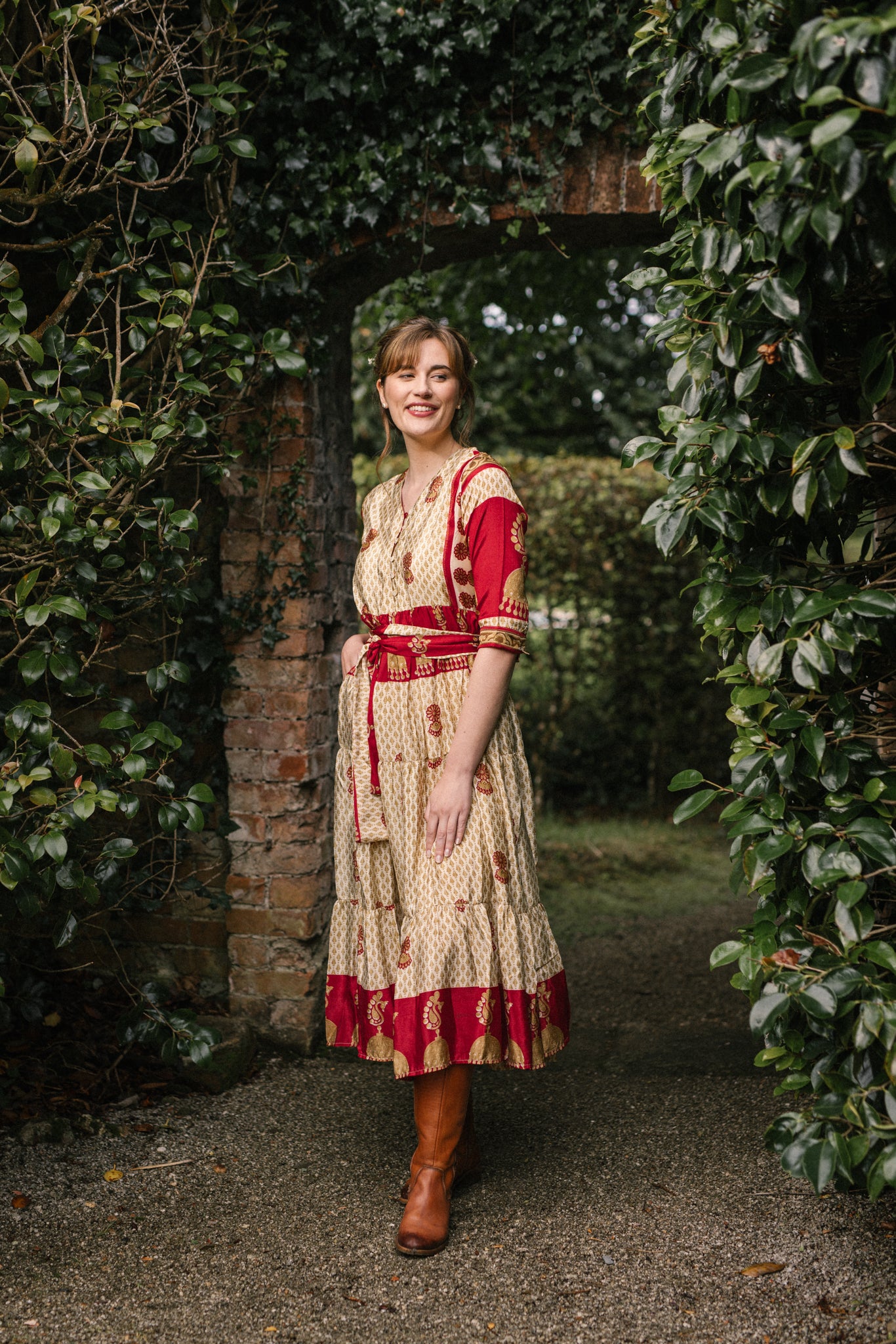 Prairie V-neck Silk Dress S - Gold/Deep Red Print 056