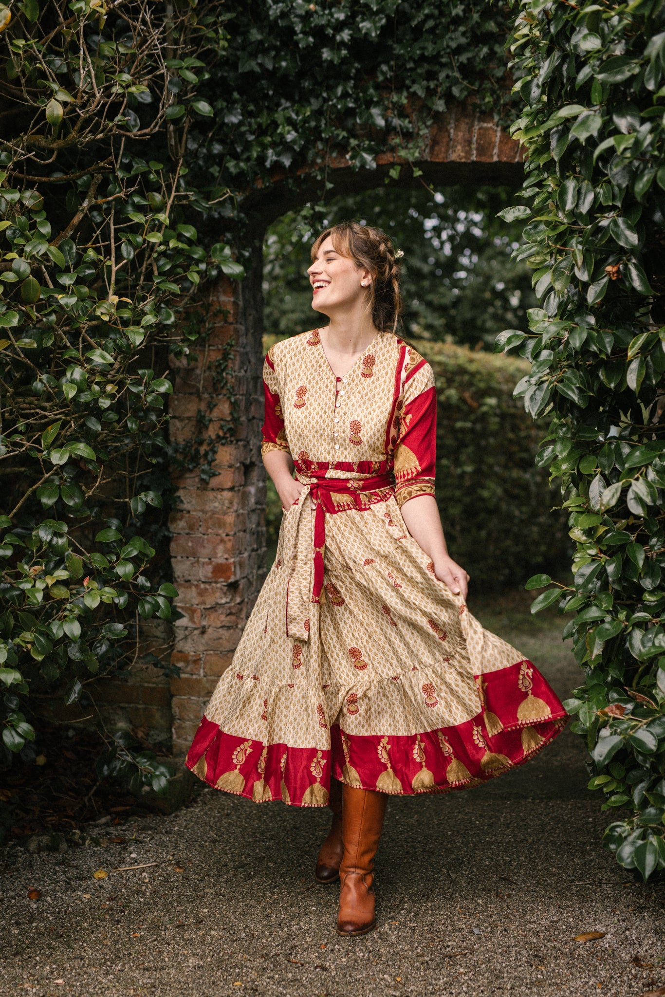 Prairie V-neck Silk Dress S - Gold/Deep Red Print 056