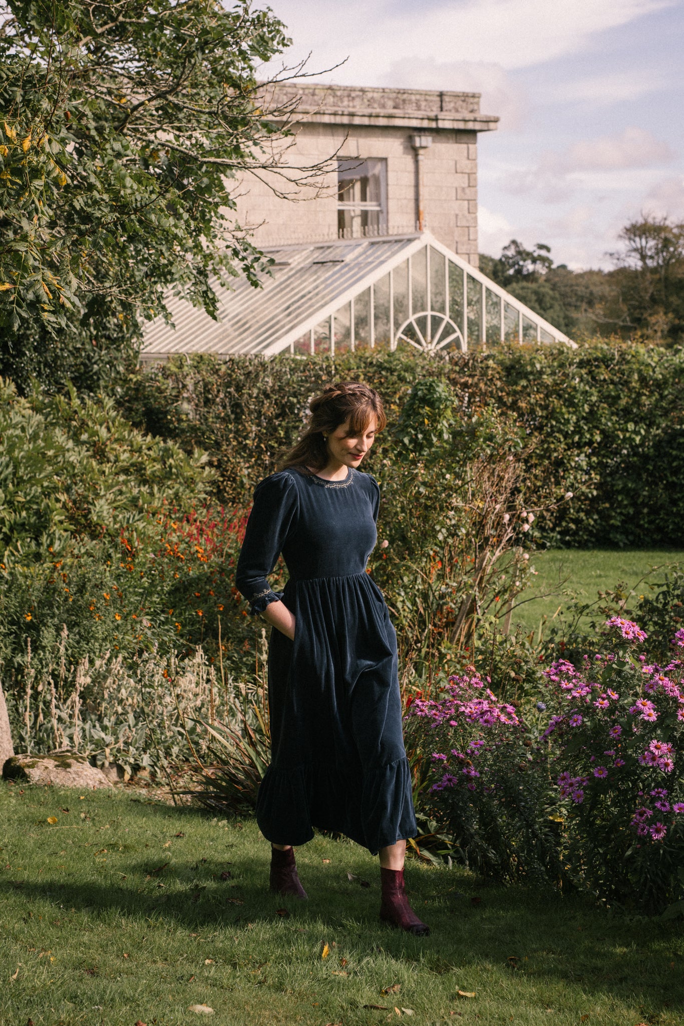 Aurora Velvet Dress in Marine Blue