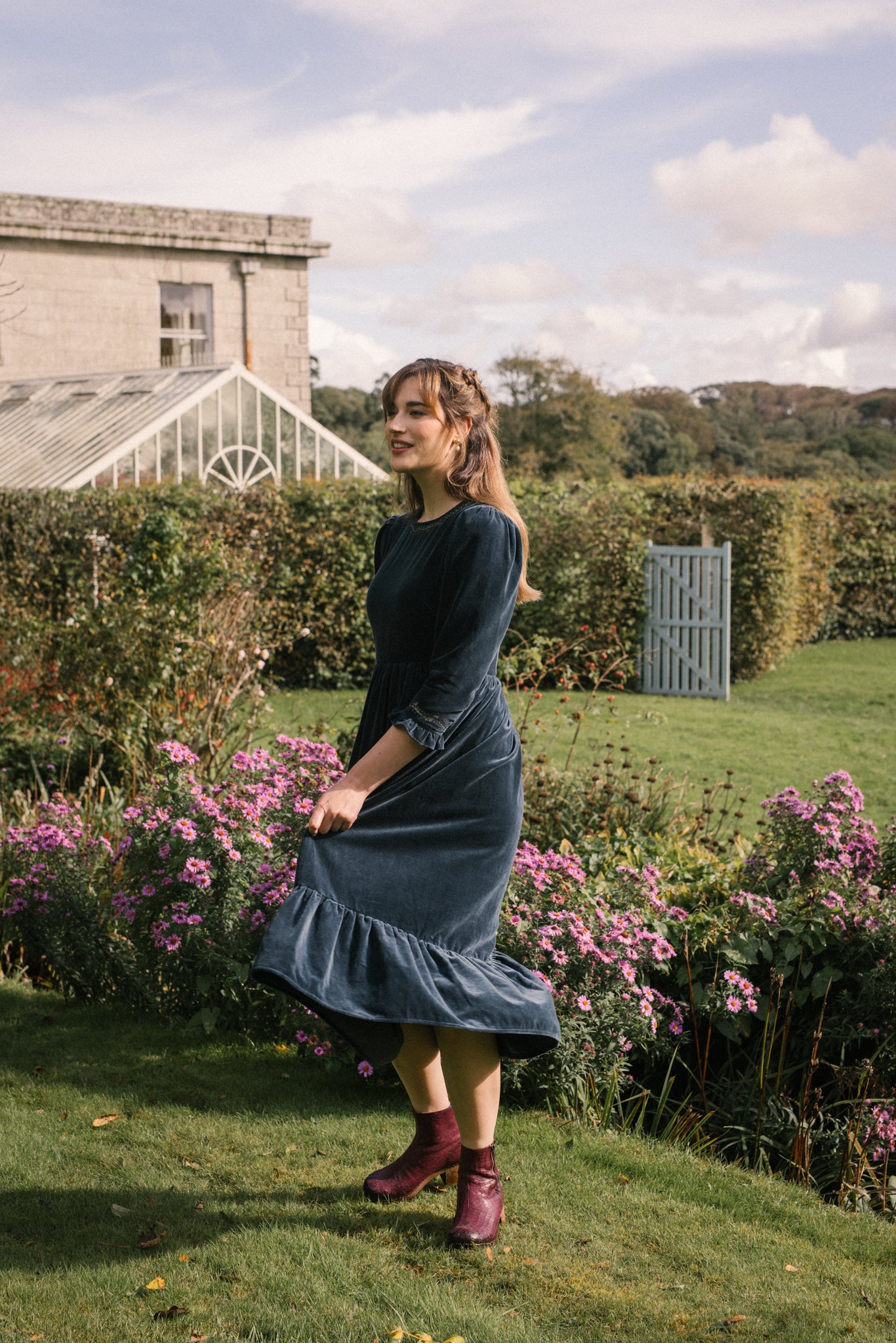 Aurora Velvet Dress in Marine Blue
