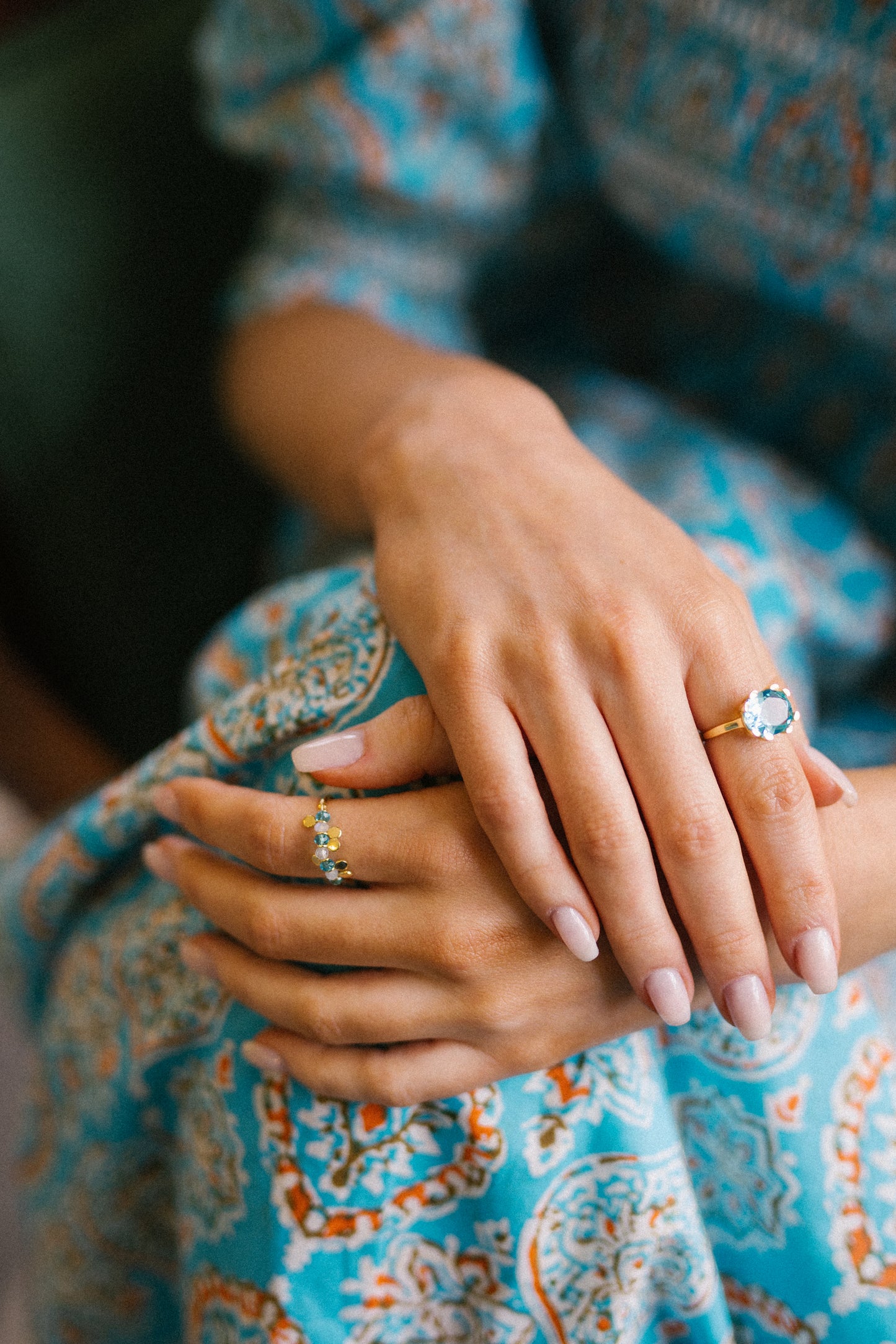 Spinning Ring in Gold & Aqua Chalcedony