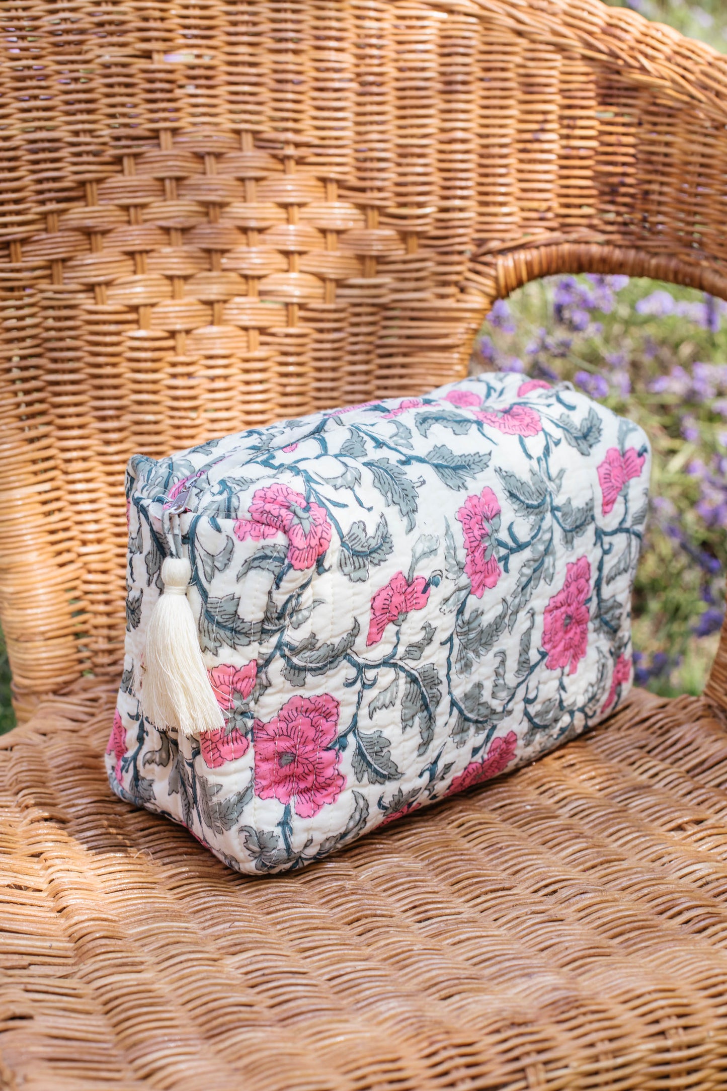 Jasmine Washbag in Vintage Pink