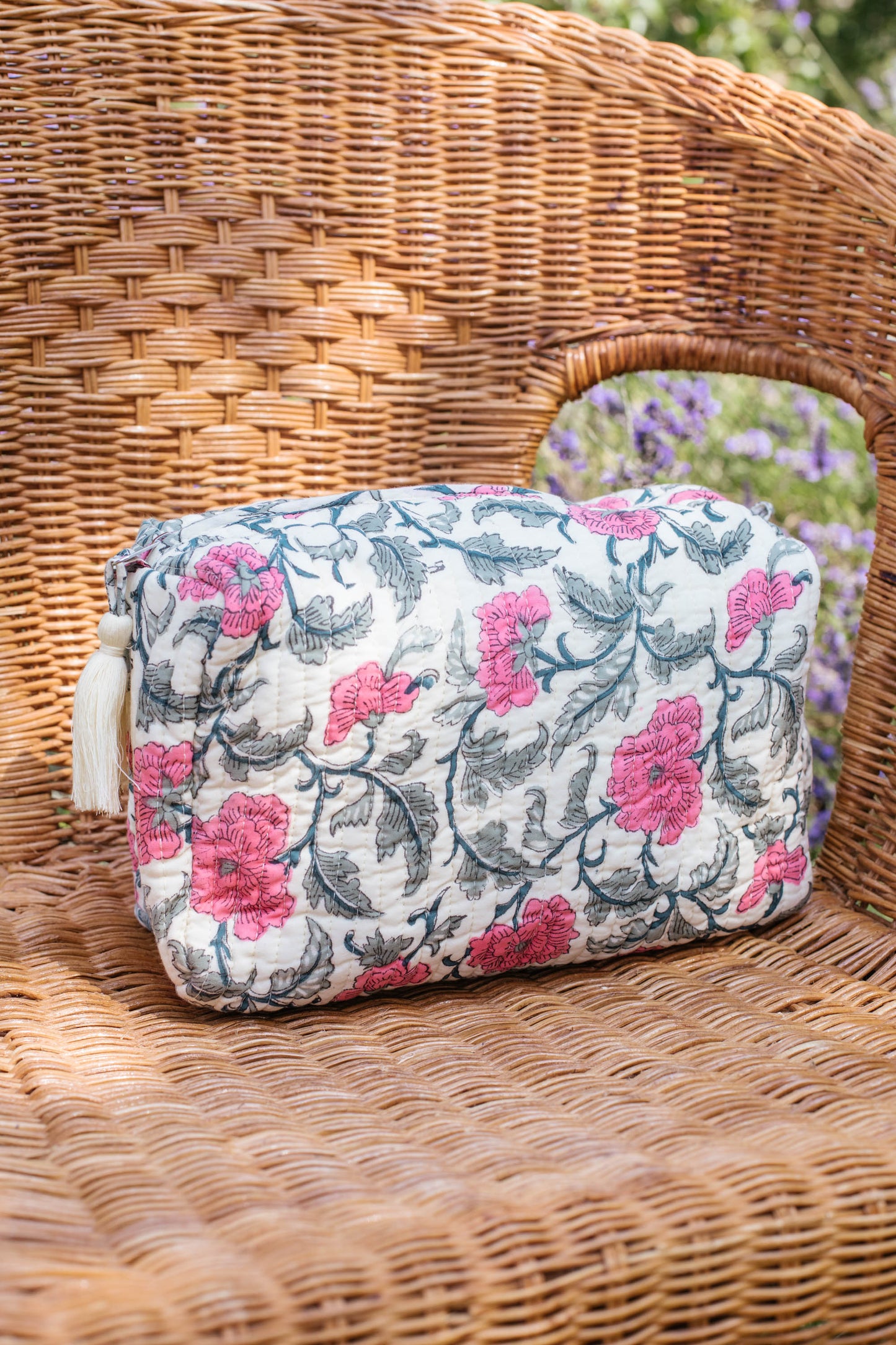 Jasmine Washbag in Vintage Pink